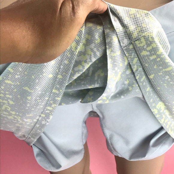 Adidas Women's Small Light Blue Tennis Golf Camo Skort Skirt - Picture 3 of 4